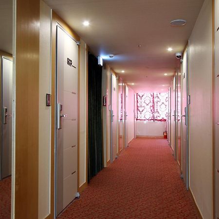 Hotel Myeongdong Seoul Exterior photo