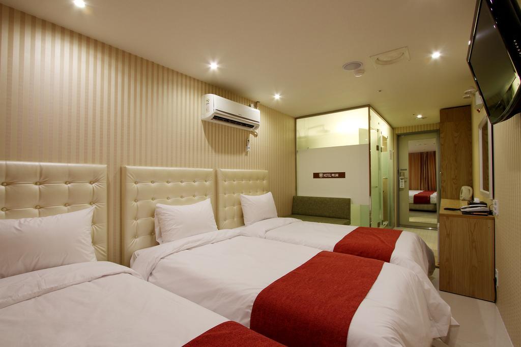 Hotel Myeongdong Seoul Room photo